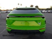 ✅ 2019 Lamborghini Urus • VIN: ZPBUA1ZL2KLA04966 • Lot: 43911141. Listed on IAAI with 26,775 mi. Free auction sales archive from the USA and detailed vehicle history report at DreamBid. Image 16.