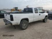 ✅ 2004 Chevrolet Silverado 1500 Z71 • VIN: 1GCEK19T74Z255359 • Лот: 81887885. Опубликован ранее на Copart с пробегом Не указан. Бесплатный доступ к архиву аукционных продаж из США и подробный отчёт об истории автомобиля на DreamBid. Изображение 3.