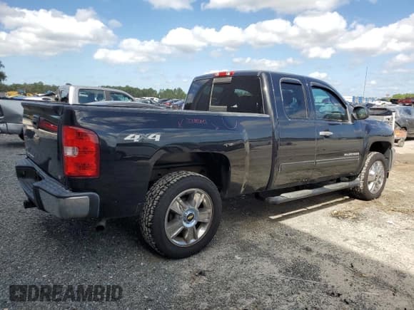 ✅ 2012 Chevrolet Silverado 1500 LT • VIN: 1GCRKSE7XCZ261879 • Lot: 74216544. Listed on Copart with 152,584 mi. Free auction sales archive from the USA and detailed vehicle history report at DreamBid. Image 3.