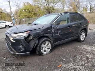 ✅ 2020 Toyota RAV4 Hybrid XLE • VIN: 2T3RWRFV7LW066199 • Lot: 89872535. Wystawiony na Copart z przebiegiem 23 960 mil. Bezpłatny archiwum sprzedaży aukcyjnych z USA i szczegółowy raport historii pojazdu na DreamBid. Zdjęcie 1.