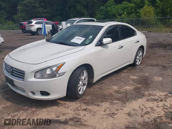 2013 Nissan Maxima SV с VIN 1N4AA5AP0DC841188, выставлен на аукционе IAAI как лот 42408083 с пробегом 120 939 миль миль и . История ставок и продаж доступна на DreamBid. Изображение 2.