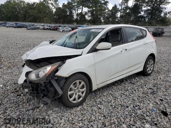 ✅ 2013 Hyundai Accent GS • VIN: KMHCT5AE6DU094066 • Lot: 82199995. Wystawiony na Copart z przebiegiem Nie podano. Bezpłatny archiwum sprzedaży aukcyjnych z USA i szczegółowy raport historii pojazdu na DreamBid. Zdjęcie 1.