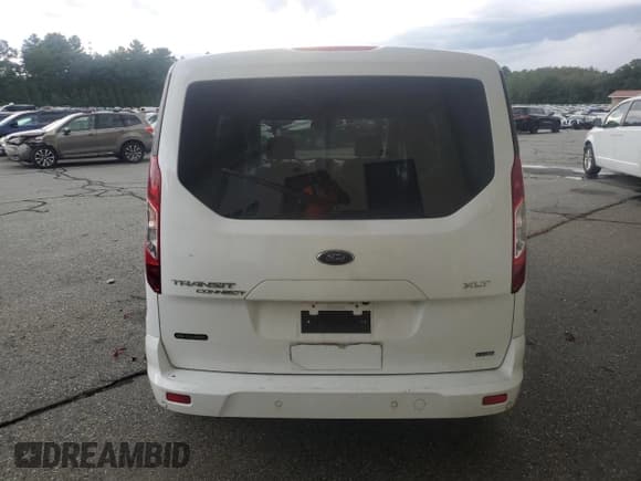 ✅ 2022 Ford Transit Connect XLT • VIN: NM0GE9F26N1533076 • Lot: 68353625. Listed on Copart with 52,268 mi. Free auction sales archive from the USA and detailed vehicle history report at DreamBid. Image 6.