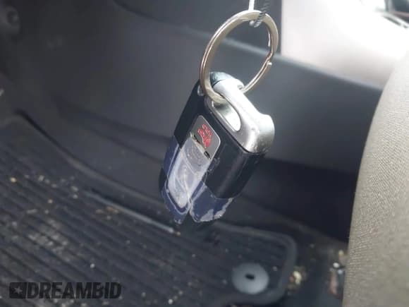 ✅ 2013 Hyundai Elantra • VIN: KMHD35LE3DU095628 • Lot: 43680187. Listed on IAAI with 214,308 mi. Free auction sales archive from the USA and detailed vehicle history report at DreamBid. Image 11.