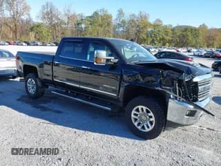 ✅ 2019 Chevrolet Silverado 2500HD LTZ • VIN: 1GC1KTEY2KF227172 • Лот: 43509869. Опубликован ранее на IAAI с пробегом 147 463 миль. Бесплатный доступ к архиву аукционных продаж из США и подробный отчёт об истории автомобиля на DreamBid. Изображение 1.