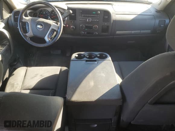 ✅ 2011 Chevrolet Silverado 1500 LT • VIN: 3GCPKSE32BG377659 • Лот: 86699625. Опубликован ранее на Copart с пробегом 153 740 миль. Бесплатный доступ к архиву аукционных продаж из США и подробный отчёт об истории автомобиля на DreamBid. Изображение 8.