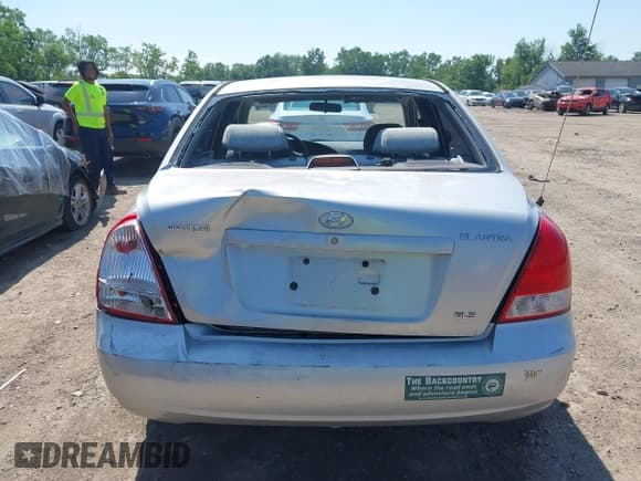 ✅ 2002 Hyundai Elantra GLS • VIN: KMHDN45D32U378388 • Lot: 42559121. Wystawiony na IAAI z przebiegiem 133 817 mil. Bezpłatny archiwum sprzedaży aukcyjnych z USA i szczegółowy raport historii pojazdu na DreamBid. Zdjęcie 16.