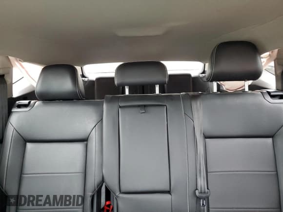 ✅ 2023 Volkswagen Atlas SE • VIN: 1V2LP2CA2PC503903 • Lot: 54802265. Wystawiony na Copart z przebiegiem 72 519 mil. Bezpłatny archiwum sprzedaży aukcyjnych z USA i szczegółowy raport historii pojazdu na DreamBid. Zdjęcie 10.