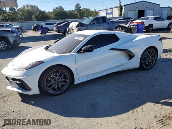 ✅ 2025 Chevrolet Corvette 2LT • VIN: 1G1YB3D49S5104674 • Lot: 90912105. Listed on Copart with 13,809 mi. Free auction sales archive from the USA and detailed vehicle history report at DreamBid. Image 1.