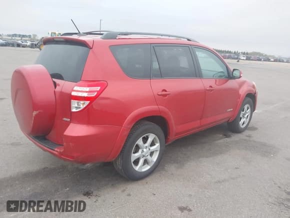 ✅ 2012 Toyota RAV4 Limited • VIN: 2T3DF4DV1CW233589 • Лот: 42140597. Опубликован ранее на IAAI с пробегом 150 577 миль. Бесплатный доступ к архиву аукционных продаж из США и подробный отчёт об истории автомобиля на DreamBid. Изображение 4.