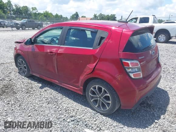 2020 Chevrolet Sonic LT с VIN 1G1JD6SB6L4124936, выставлен на аукционе IAAI как лот 42642451 с пробегом 61 903 миль миль и . История ставок и продаж доступна на DreamBid. Изображение 3.