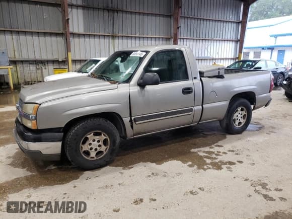 ✅ 2003 Chevrolet Silverado 1500 LS • VIN: 1GCEC14X83Z291647 • Лот: 84593145. Опубликован ранее на Copart с пробегом Не указан. Бесплатный доступ к архиву аукционных продаж из США и подробный отчёт об истории автомобиля на DreamBid. Изображение 1.