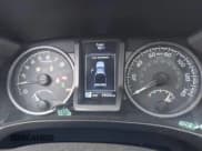 ✅ 2017 Toyota Tacoma SR5 • VIN: 5TFCZ5AN5HX112287 • Lot: 43654484. Listed on IAAI with 69,600 mi. Free auction sales archive from the USA and detailed vehicle history report at DreamBid. Image 7.