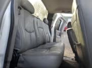 ✅ 2003 Chevrolet Silverado 2500HD LS • VIN: 1GCHK29143E359489 • Lot: 82926934. Wystawiony na Copart z przebiegiem Nie podano. Bezpłatny archiwum sprzedaży aukcyjnych z USA i szczegółowy raport historii pojazdu na DreamBid. Zdjęcie 10.