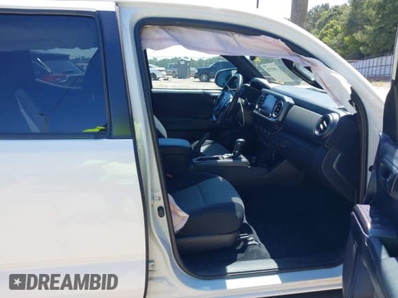 ✅ 2020 Toyota Tacoma SR5 • VIN: 5TFCZ5ANXLX229999 • Lot: 43087576. Wystawiony na IAAI z przebiegiem 89 417 mil. Bezpłatny archiwum sprzedaży aukcyjnych z USA i szczegółowy raport historii pojazdu na DreamBid. Zdjęcie 5.