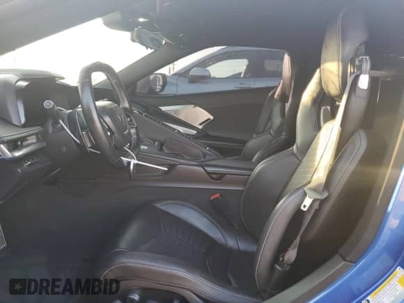 2021 Chevrolet Corvette 2LT с VIN 1G1YB2D4XM5124090, выставлен на аукционе Copart как лот 71875884 с пробегом 26 749 миль миль и Списание • Salvage title. История ставок и продаж доступна на DreamBid. Изображение 7.