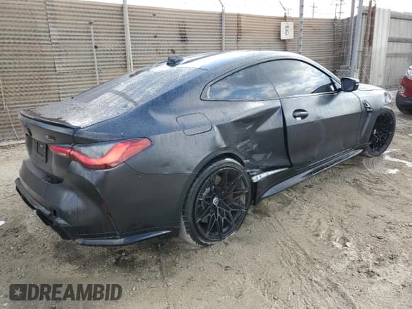 ✅ 2023 BMW M4 Competition xDrive • VIN: WBS43AZ02PCM18370 • Lot: 88975375. Listed on Copart with 26,863 mi. Free auction sales archive from the USA and detailed vehicle history report at DreamBid. Image 3.