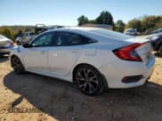 ✅ 2020 Honda Civic Sport • VIN: 2HGFC2F82LH525640 • Lot: 82593575. Wystawiony na Copart z przebiegiem 101 385 mil. Bezpłatny archiwum sprzedaży aukcyjnych z USA i szczegółowy raport historii pojazdu na DreamBid. Zdjęcie 2.