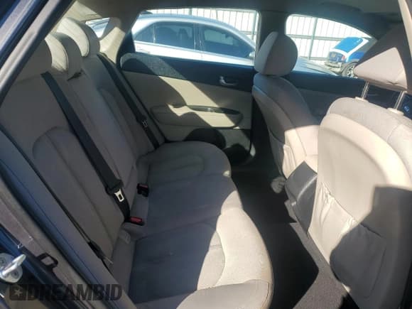 ✅ 2017 Kia Optima LX • VIN: 5XXGT4L38HG124210 • Lot: 45979105. Listed on Copart with 152,068 mi. Free auction sales archive from the USA and detailed vehicle history report at DreamBid. Image 10.