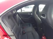 ✅ 2019 Mercedes-Benz CLA 250 • VIN: WDDSJ4GB3KN750282 • Lot: 42638681. Wystawiony na IAAI z przebiegiem 73 626 mil. Bezpłatny archiwum sprzedaży aukcyjnych z USA i szczegółowy raport historii pojazdu na DreamBid. Zdjęcie 8.