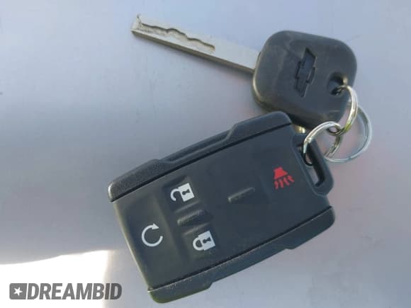 ✅ 2018 Chevrolet Silverado 1500 LT • VIN: 3GCUKREC6JG157211 • Lot: 43294441. Wystawiony na IAAI z przebiegiem 70 182 mil. Bezpłatny archiwum sprzedaży aukcyjnych z USA i szczegółowy raport historii pojazdu na DreamBid. Zdjęcie 11.