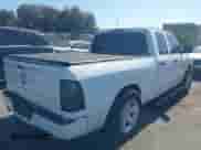 2018 Ram 1500 Tradesman z VIN 1C6RR6FT8JS149433, wystawiony jako IAAI lot #42332005 z przebiegiem 68 531 mil mil oraz . Historia ofert i sprzedaży dostępna na DreamBid. Obrazek 4.