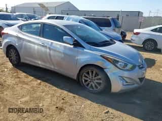 2015 Hyundai Elantra SE z VIN KMHDH4AE8FU439570, wystawiony jako IAAI lot #43123376 z przebiegiem 188 130 mil mil oraz . Historia ofert i sprzedaży dostępna na DreamBid. Obrazek 1.