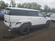 ✅ 2025 Hyundai Santa Fe SE • VIN: 5NMP1DGL4SH068808 • Lot: 57065365. Listed on Copart with 4,667 mi. Free auction sales archive from the USA and detailed vehicle history report at DreamBid. Image 3.