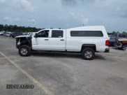 ✅ 2019 Chevrolet Silverado 2500HD Work Truck • VIN: 1GC1CREG5KF254714 • Lot: 42791694. Wystawiony na IAAI z przebiegiem 298 620 mil. Bezpłatny archiwum sprzedaży aukcyjnych z USA i szczegółowy raport historii pojazdu na DreamBid. Zdjęcie 14.