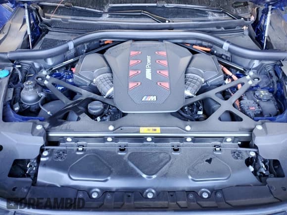 ✅ 2024 BMW XM • VIN: 5YM23CS07R9U85932 • Лот: 87933385. Опубликован ранее на Copart с пробегом 13 696 миль. Бесплатный доступ к архиву аукционных продаж из США и подробный отчёт об истории автомобиля на DreamBid. Изображение 12.