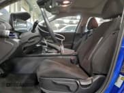 ✅ 2025 Hyundai Elantra SEL Convenience • VIN: KMHLS4DG0SU879688 • Лот: 95659365. Опубликован ранее на Copart с пробегом 22 928 миль. Бесплатный доступ к архиву аукционных продаж из США и подробный отчёт об истории автомобиля на DreamBid. Изображение 7.