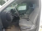 ✅ 2018 Chevrolet Silverado 1500 LS • VIN: 3GCUKNEC4JG116696 • Лот: 63833154. Опубликован ранее на Copart с пробегом 132 119 миль. Бесплатный доступ к архиву аукционных продаж из США и подробный отчёт об истории автомобиля на DreamBid. Изображение 7.