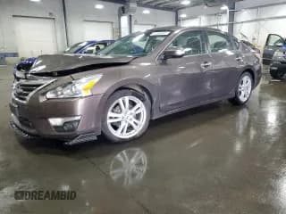 ✅ 2014 Nissan Altima S • VIN: 1N4BL3AP0EN257477 • Lot: 61360045. Listed on Copart with 93,175 mi. Free auction sales archive from the USA and detailed vehicle history report at DreamBid. Image 1.