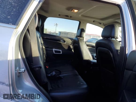 ✅ 2014 Chevrolet Captiva Sport LT • VIN: 3GNAL3EK0ES545968 • Lot: 42389615. Wystawiony na Copart z przebiegiem 74 114 mil. Bezpłatny archiwum sprzedaży aukcyjnych z USA i szczegółowy raport historii pojazdu na DreamBid. Zdjęcie 10.