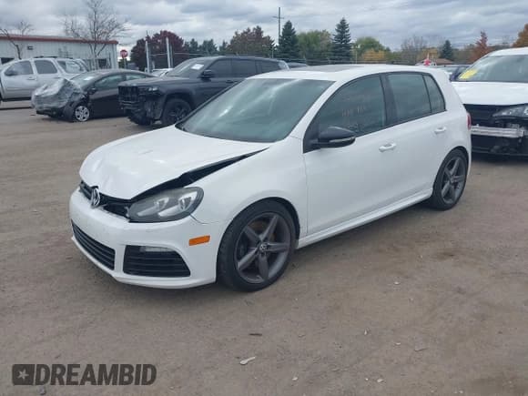 ✅ 2012 Volkswagen Golf R • VIN: WVWPF7AJ9CW349172 • Лот: 43560628. Опубликован ранее на IAAI с пробегом 155 066 миль. Бесплатный доступ к архиву аукционных продаж из США и подробный отчёт об истории автомобиля на DreamBid. Изображение 2.