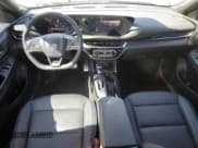 ✅ 2024 Buick Envista Sport Touring • VIN: KL47LBE20RB018828 • Lot: 52401154. Wystawiony na Copart z przebiegiem 33 929 mil. Bezpłatny archiwum sprzedaży aukcyjnych z USA i szczegółowy raport historii pojazdu na DreamBid. Zdjęcie 8.