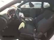 ✅ 2023 Dodge Challenger R/T Scat Pack • VIN: 2C3CDZFJ4PH645119 • Lot: 84010515. Wystawiony na Copart z przebiegiem 22 822 mil. Bezpłatny archiwum sprzedaży aukcyjnych z USA i szczegółowy raport historii pojazdu na DreamBid. Zdjęcie 7.