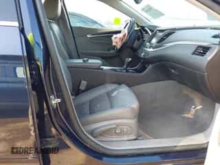 2018 Chevrolet Impala LT z VIN 2G1105S36J9151093, wystawiony jako IAAI lot #43010708 z przebiegiem 115 243 mil mil oraz . Historia ofert i sprzedaży dostępna na DreamBid. Obrazek 5.