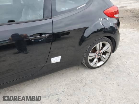 ✅ 2013 Hyundai Veloster w/Gray Int • VIN: KMHTC6AD9DU162356 • Лот: 71284144. Размещён на Copart с пробегом 118 439 миль миль. Получите бесплатный доступ к архиву аукционных продаж из США и посмотрите подробный отчёт об истории автомобиля на DreamBid. Изображение 12.