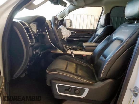 ✅ 2022 Ram 1500 Laramie • VIN: 1C6RREJT8NN217865 • Лот: 91962395. Опубликован ранее на Copart с пробегом 82 969 миль. Бесплатный доступ к архиву аукционных продаж из США и подробный отчёт об истории автомобиля на DreamBid. Изображение 7.