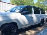 ✅ 2024 Jeep Grand Wagoneer Series II • VIN: 1C4SJSFP8RS150090 • Лот: 42548014. Опубликован ранее на IAAI с пробегом 34 755 миль. Бесплатный доступ к архиву аукционных продаж из США и подробный отчёт об истории автомобиля на DreamBid. Изображение 14.