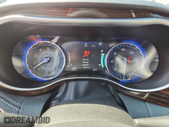 ✅ 2023 Chrysler Pacifica Limited • VIN: 2C4RC1GG9PR540759 • Lot: 71682155. Listed on Copart with 36,512 mi. Free auction sales archive from the USA and detailed vehicle history report at DreamBid. Image 9.