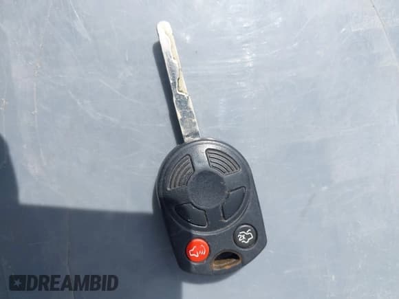 ✅ 2012 Ford Focus SE • VIN: 1FAHP3F21CL199240 • Lot: 42409719. Wystawiony na IAAI z przebiegiem 137 684 mil. Bezpłatny archiwum sprzedaży aukcyjnych z USA i szczegółowy raport historii pojazdu na DreamBid. Zdjęcie 11.