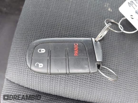 ✅ 2015 Jeep Grand Cherokee Laredo • VIN: 1C4RJEAG0FC125942 • Лот: 42986978. Опубликован ранее на IAAI с пробегом 158 072 миль. Бесплатный доступ к архиву аукционных продаж из США и подробный отчёт об истории автомобиля на DreamBid. Изображение 11.