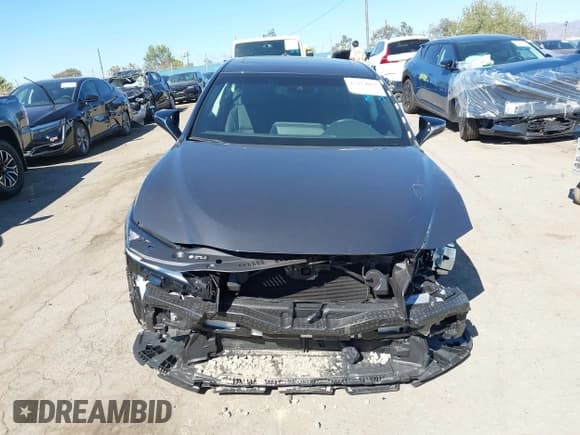 ✅ 2025 Lexus ES 300h • VIN: 58ADA1C12SU061763 • Лот: 43474067. Опубликован ранее на IAAI с пробегом 5 830 миль. Бесплатный доступ к архиву аукционных продаж из США и подробный отчёт об истории автомобиля на DreamBid. Изображение 13.