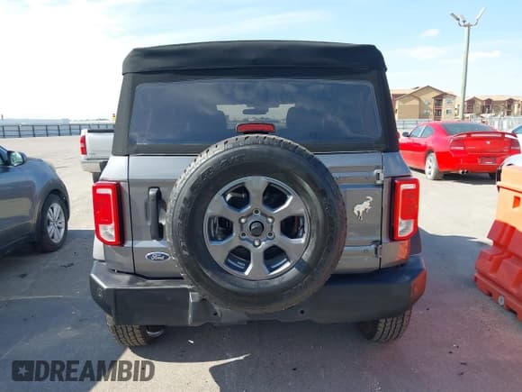 ✅ 2025 Ford Bronco Big Bend • VIN: 1FMDE7BH3SLA45963 • Лот: 43330463. Опубликован ранее на IAAI с пробегом 9 306 миль. Бесплатный доступ к архиву аукционных продаж из США и подробный отчёт об истории автомобиля на DreamBid. Изображение 16.