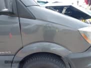 ✅ 2015 Mercedes-Benz Sprinter Passenger • VIN: WDZPE7DC1FP111850 • Lot: 41920037. Wystawiony na IAAI z przebiegiem 127 121 mil. Bezpłatny archiwum sprzedaży aukcyjnych z USA i szczegółowy raport historii pojazdu na DreamBid. Zdjęcie 17.