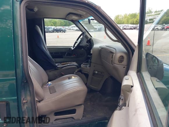 ✅ 2004 GMC Safari • VIN: 1GTDL19X74B503033 • Лот: 42316603. Опубликован ранее на IAAI с пробегом 178 865 миль. Бесплатный доступ к архиву аукционных продаж из США и подробный отчёт об истории автомобиля на DreamBid. Изображение 5.