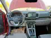 2020 Hyundai Venue SEL z VIN KMHRC8A39LU018916, wystawiony jako Copart lot #91717435 z przebiegiem 37 945 mil mil oraz Czysty tytuł • Clean title. Historia ofert i sprzedaży dostępna na DreamBid. Obrazek 9.