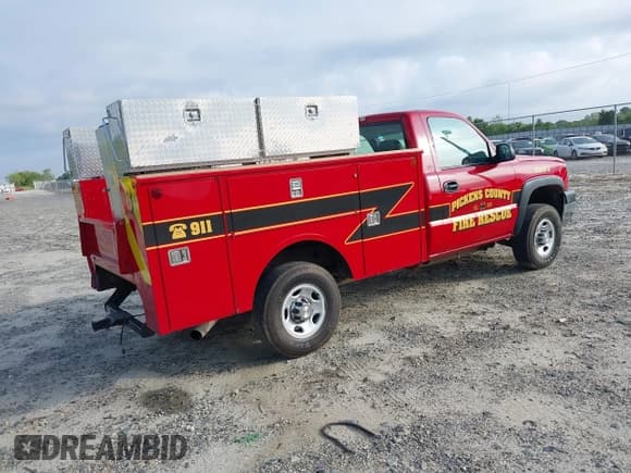 ✅ 2003 Chevrolet Silverado 2500HD • VIN: 1GBHK24U73E276385 • Лот: 42116567. Опубликован ранее на IAAI с пробегом 20 267 миль. Бесплатный доступ к архиву аукционных продаж из США и подробный отчёт об истории автомобиля на DreamBid. Изображение 4.